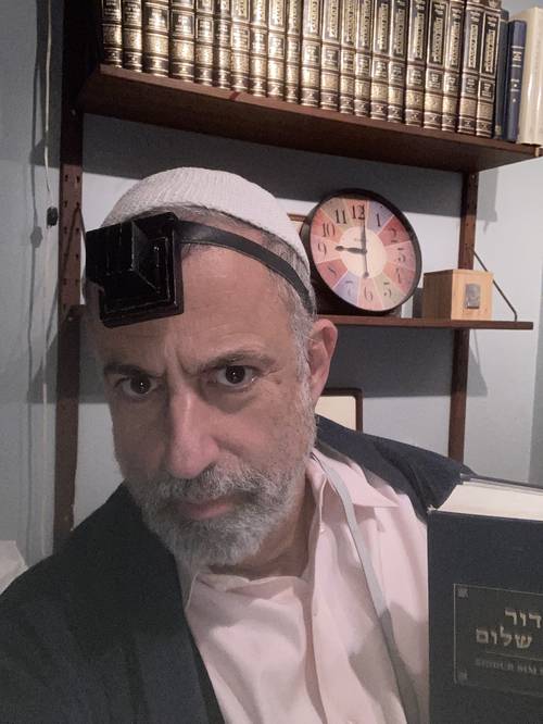Does Rabbi Rudin look like the famous Vilna Gaon?